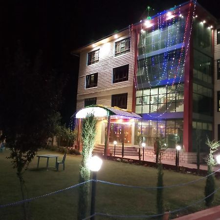 Triden Kashmir Resort Srīnagar Extérieur photo