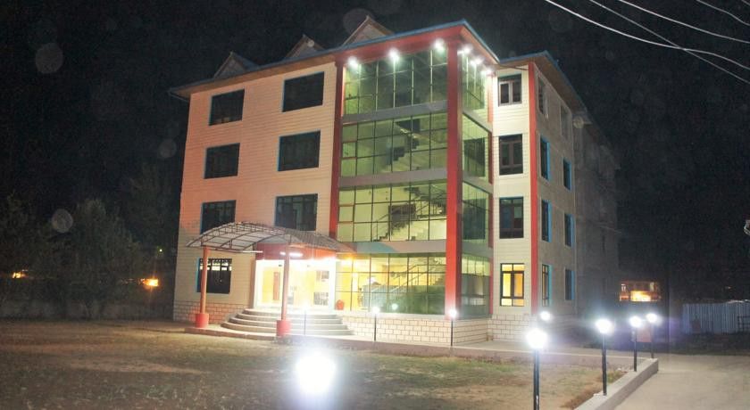 Triden Kashmir Resort Srīnagar Extérieur photo