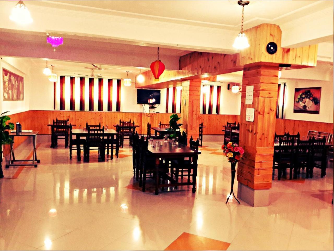 Triden Kashmir Resort Srīnagar Extérieur photo